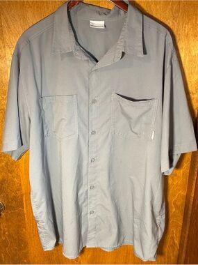 Columbia Lightweight Button Down Shirt Men XL Gray Short SleeveSummer Fishing